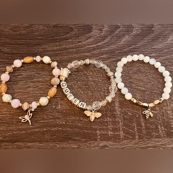 🐝Avon bracelets - Picture 10 of 10